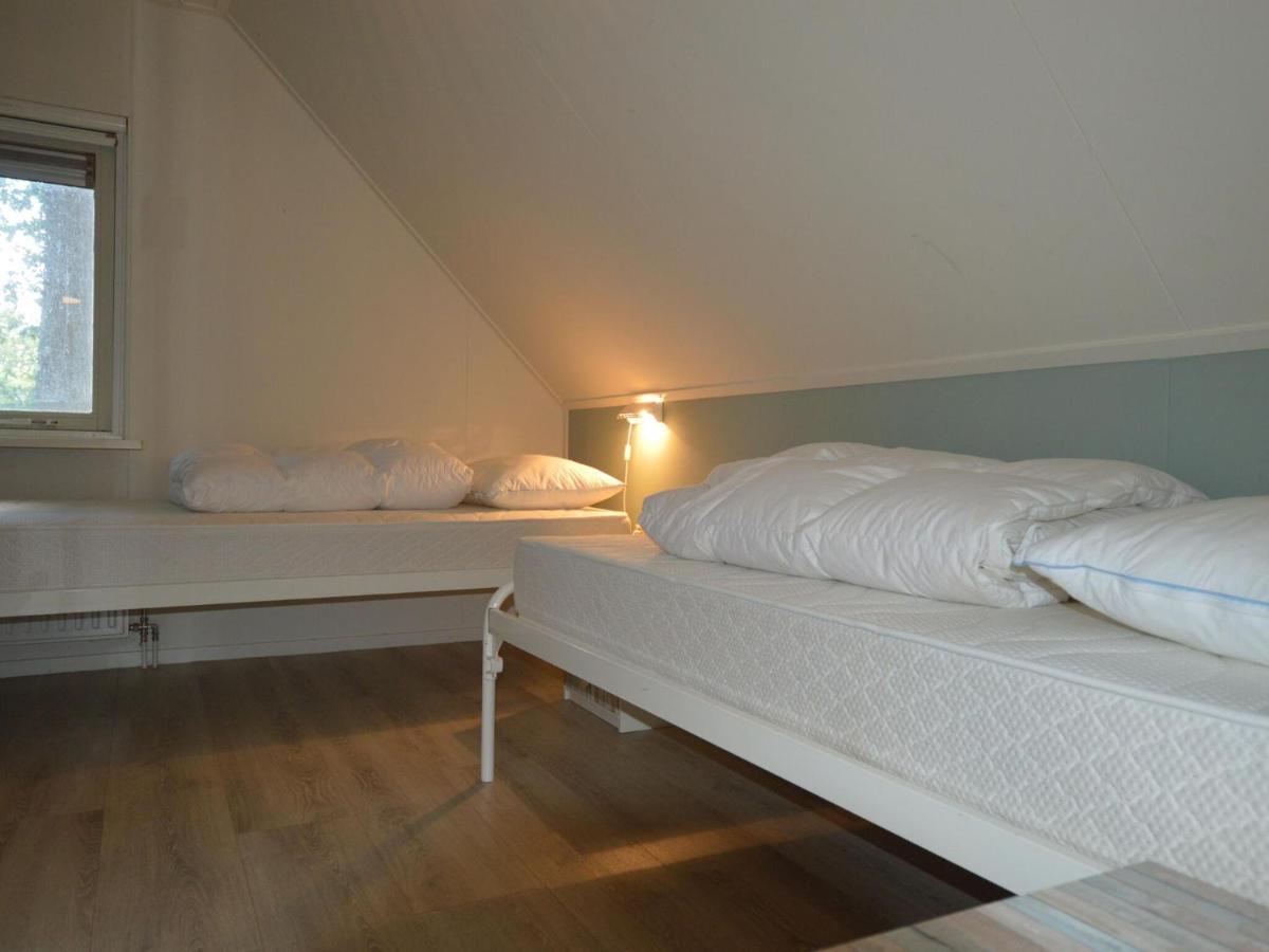 Cosy Holiday Home With Terrace Near Natural Park In Lemele Luaran gambar